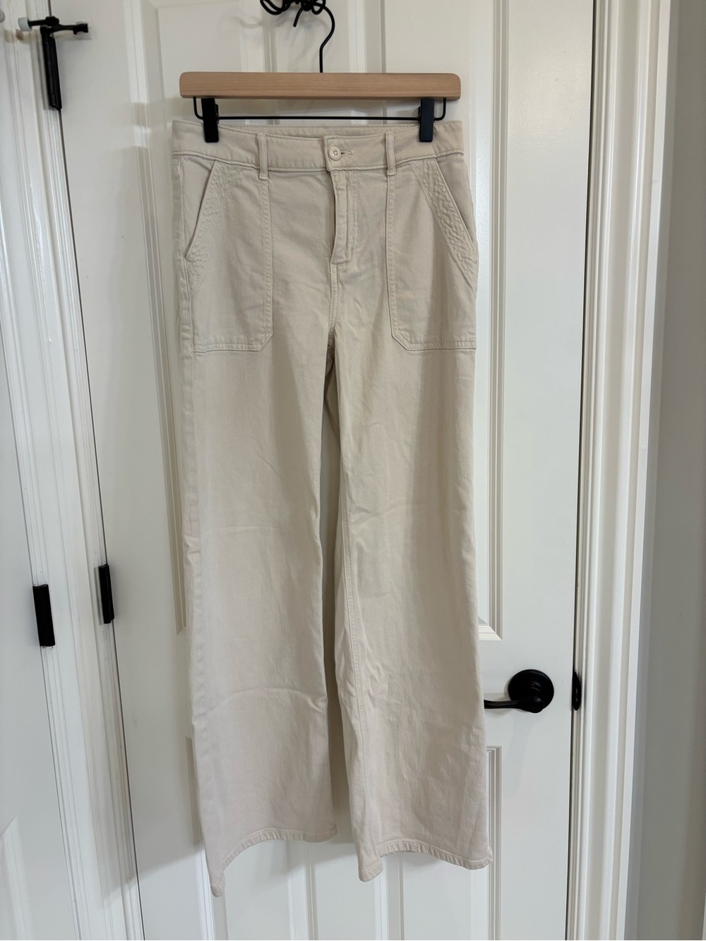 American Eagle Beige Wide-Leg Women’s Jeans